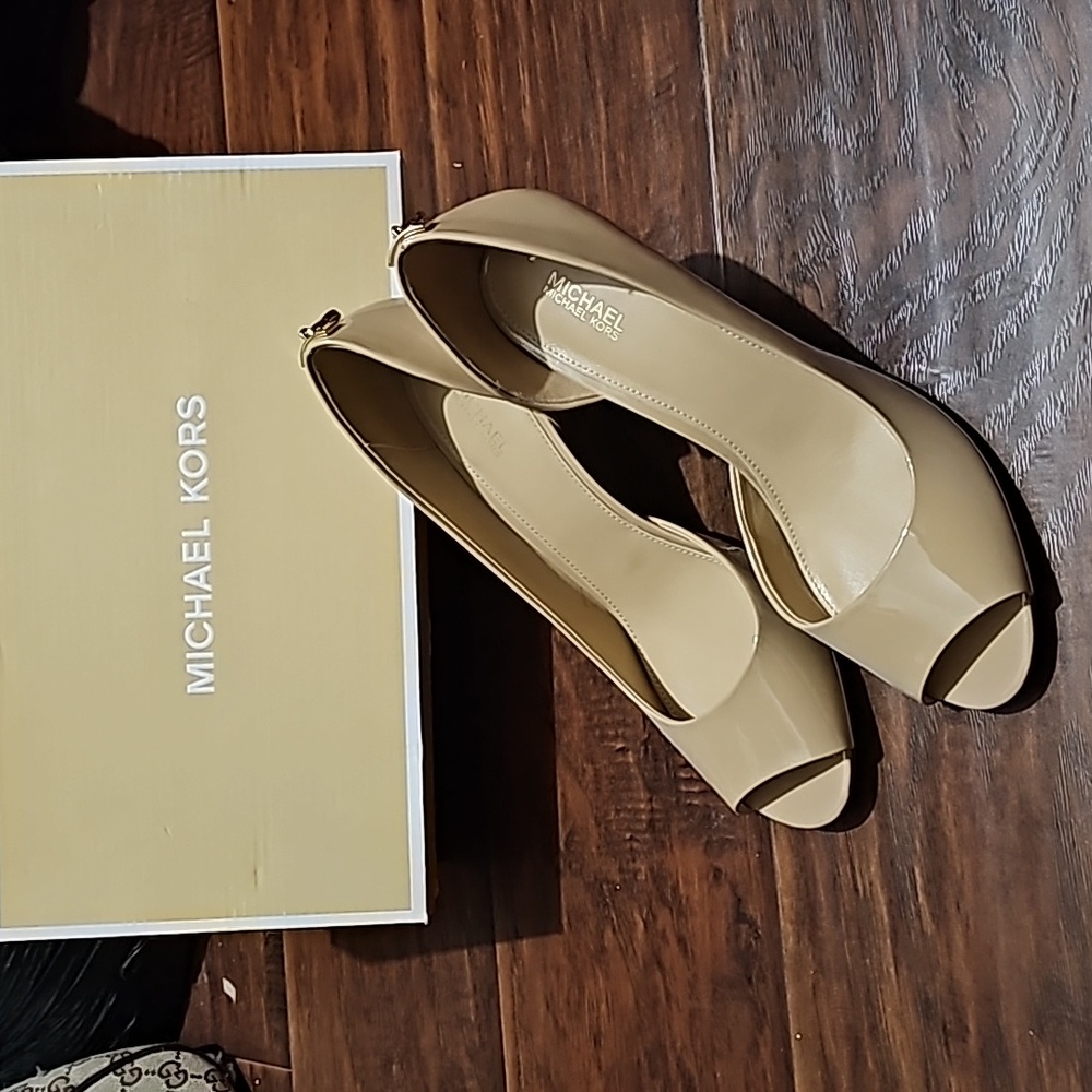 Open Toe Pumps
